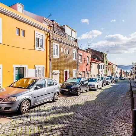 Close To Belém, With A Terrace Ii *